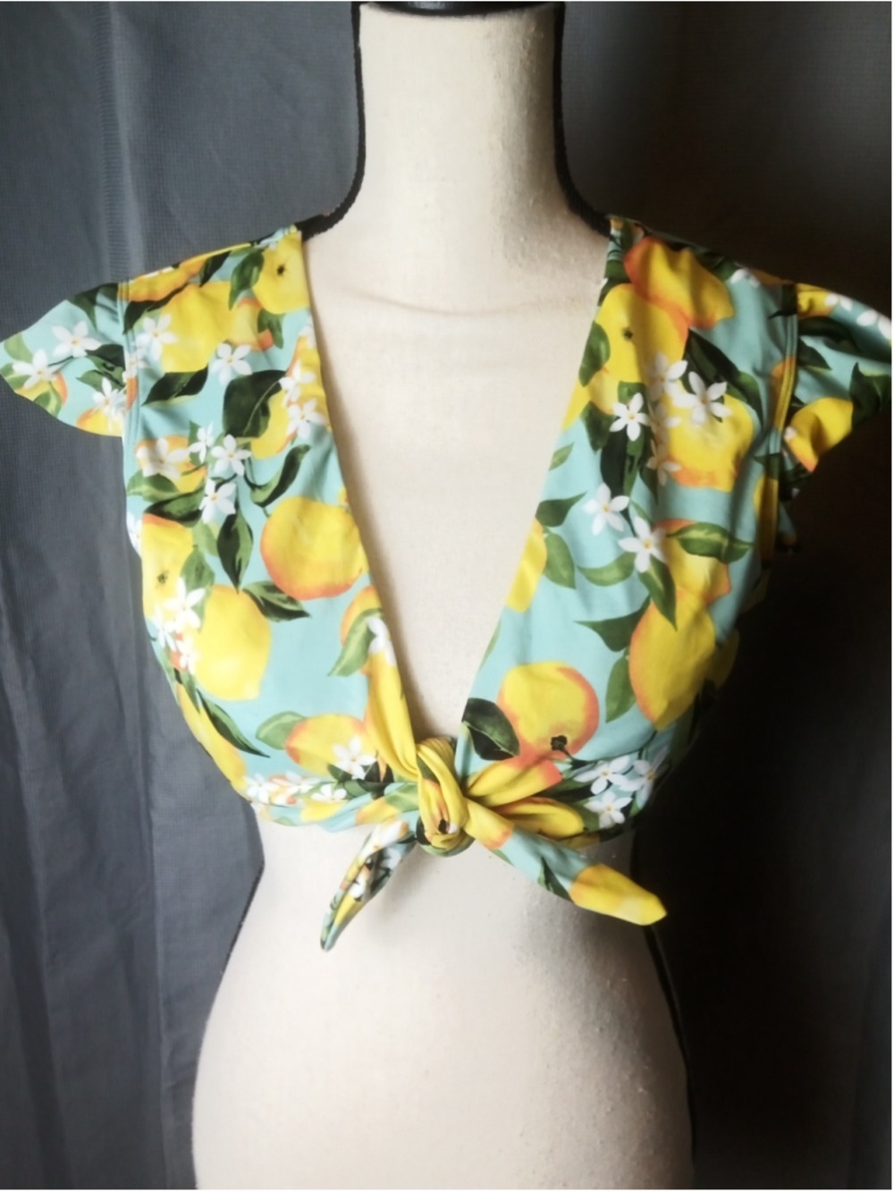 Women's BEACH BETTY Lemon Print Bikini Top M Yellow Green